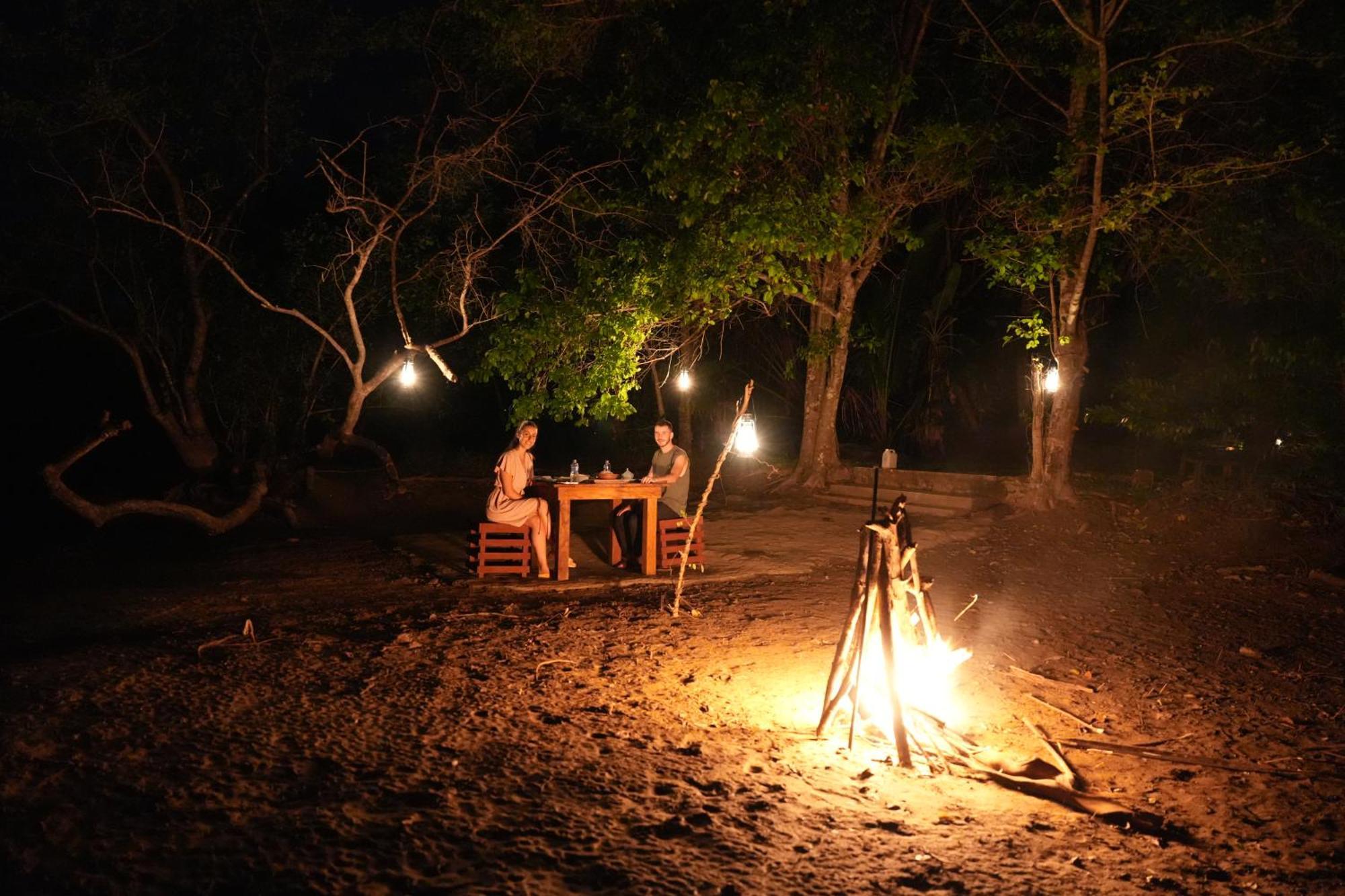 River Paradise Safari House With Cooking Class 우다왈라웨 외부 사진